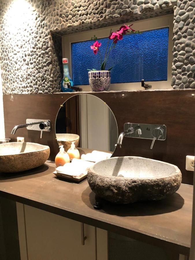 Luxe Vakantiehuis In Het Bos Overbroek Bagian luar foto