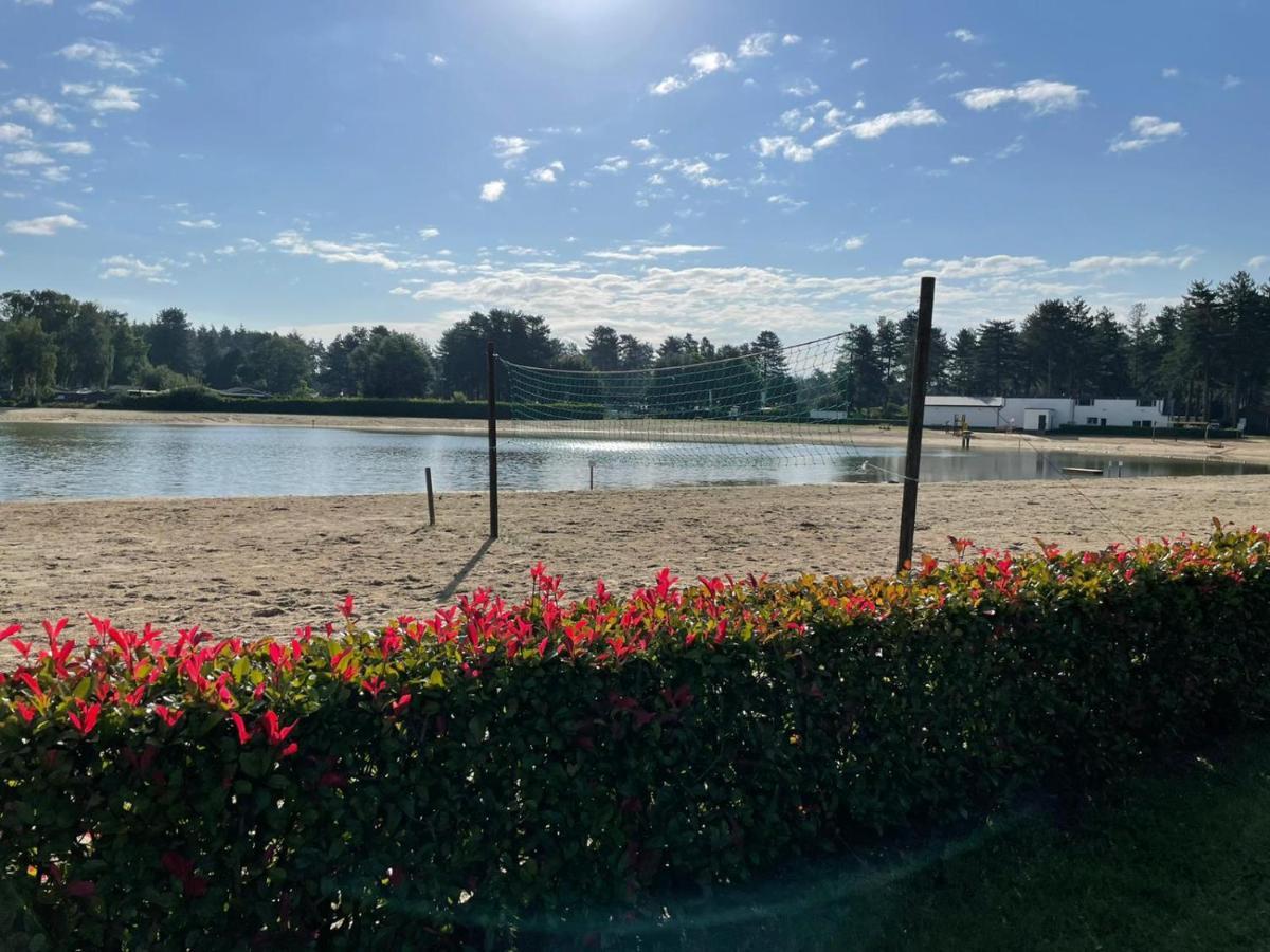 Luxe Vakantiehuis In Het Bos Overbroek Bagian luar foto