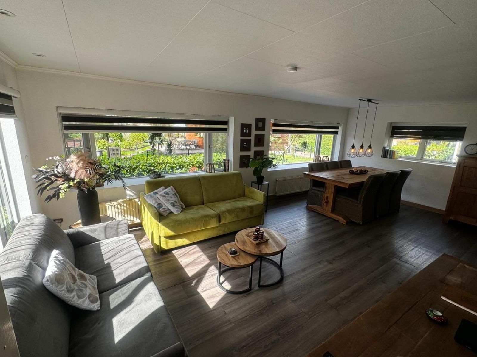 Luxe Vakantiehuis In Het Bos Overbroek Bagian luar foto